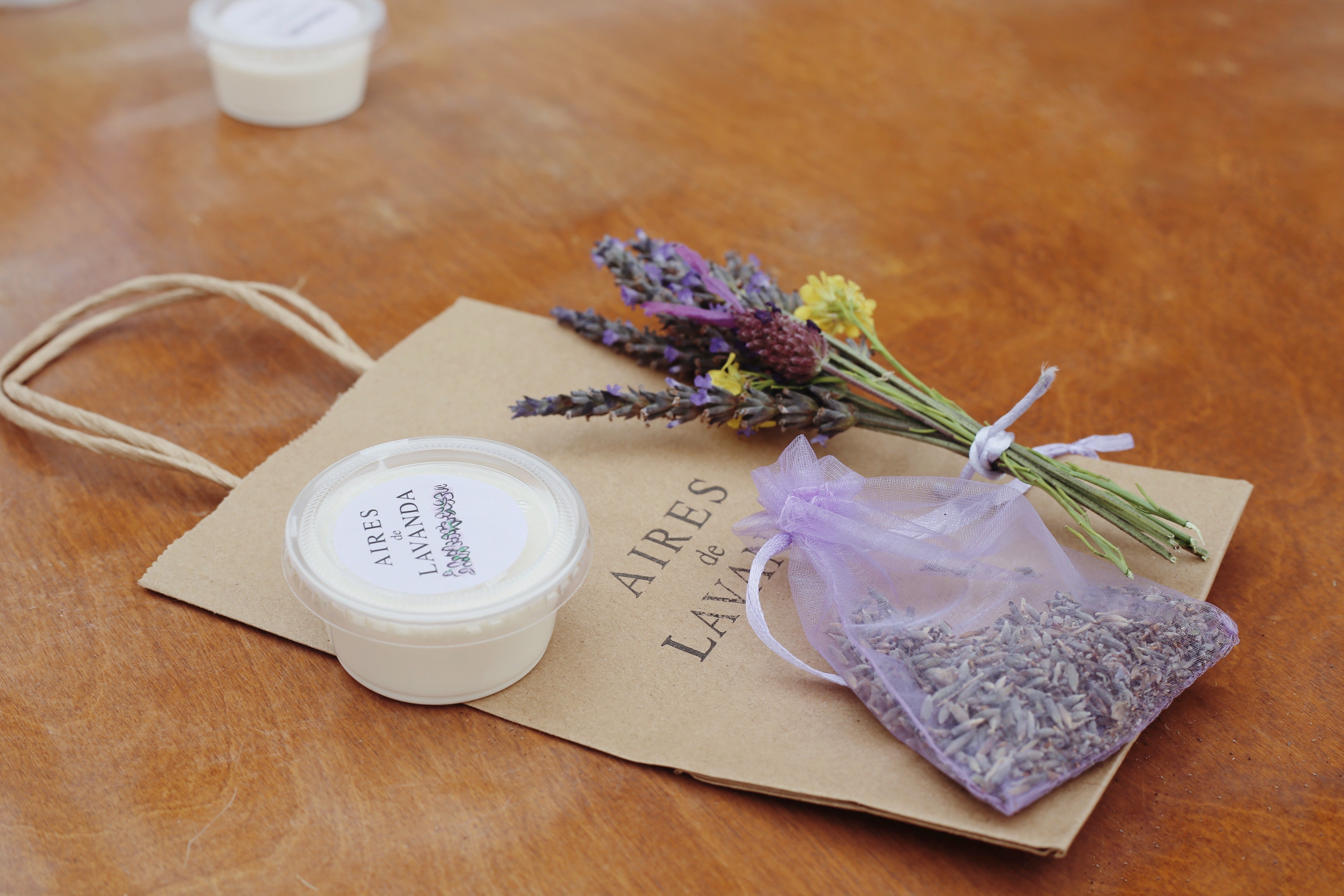 Escapada: Vino, Cerveza y Lavanda