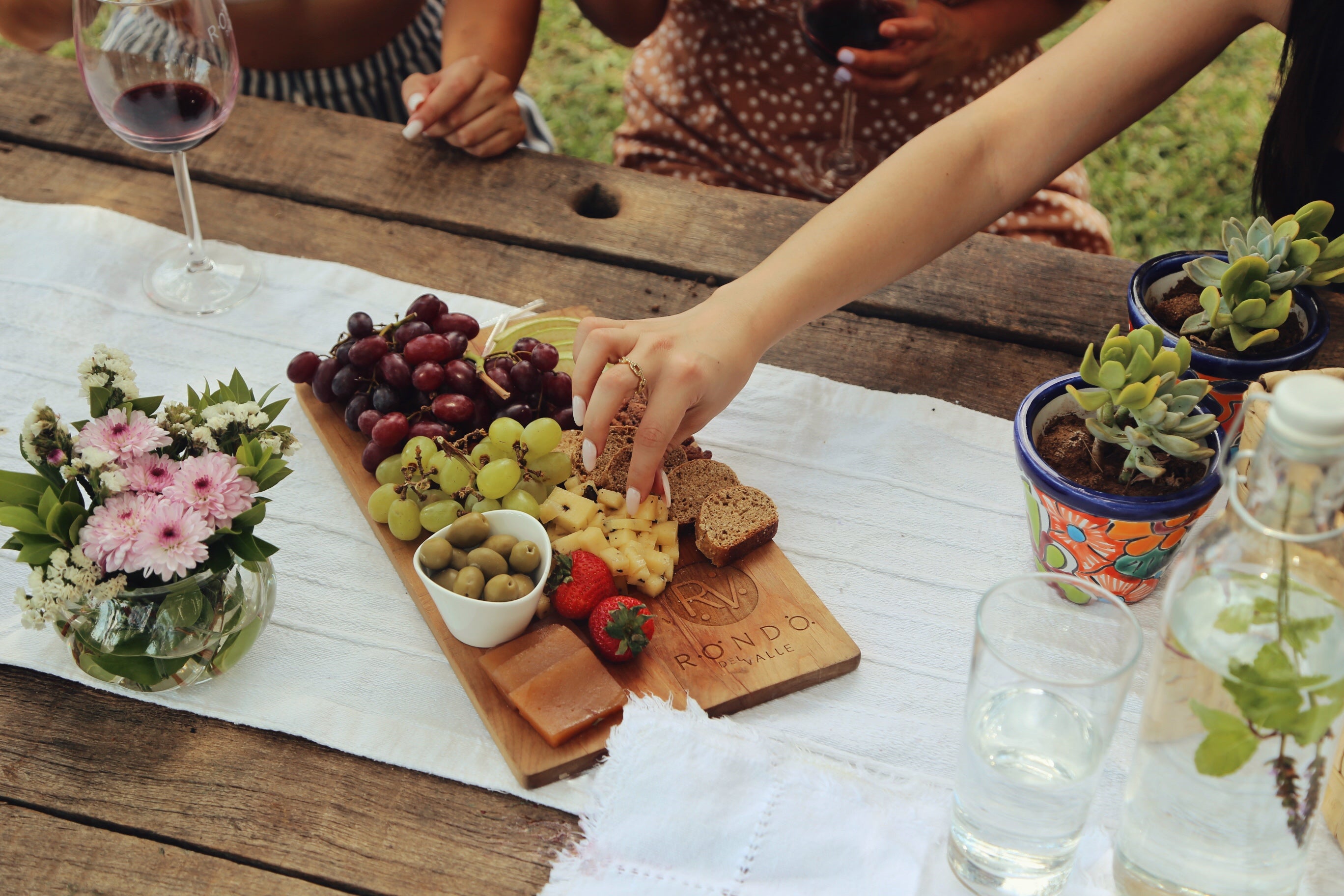 Degustación en los jardines - Rondo del Valle