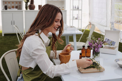 Celebración entre lavanda y viñedo